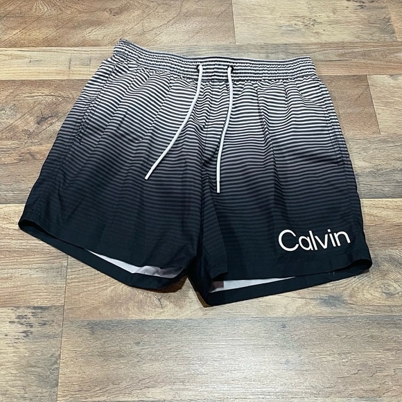 Calvin Klein Men's Black Swim Shorts - Picture 1 of 12
